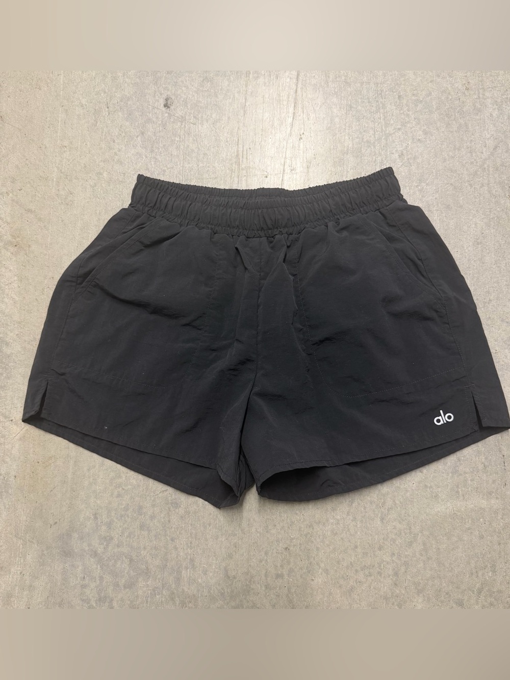 Alo alumni shorts
